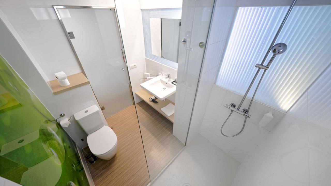 Twin Room Sea View