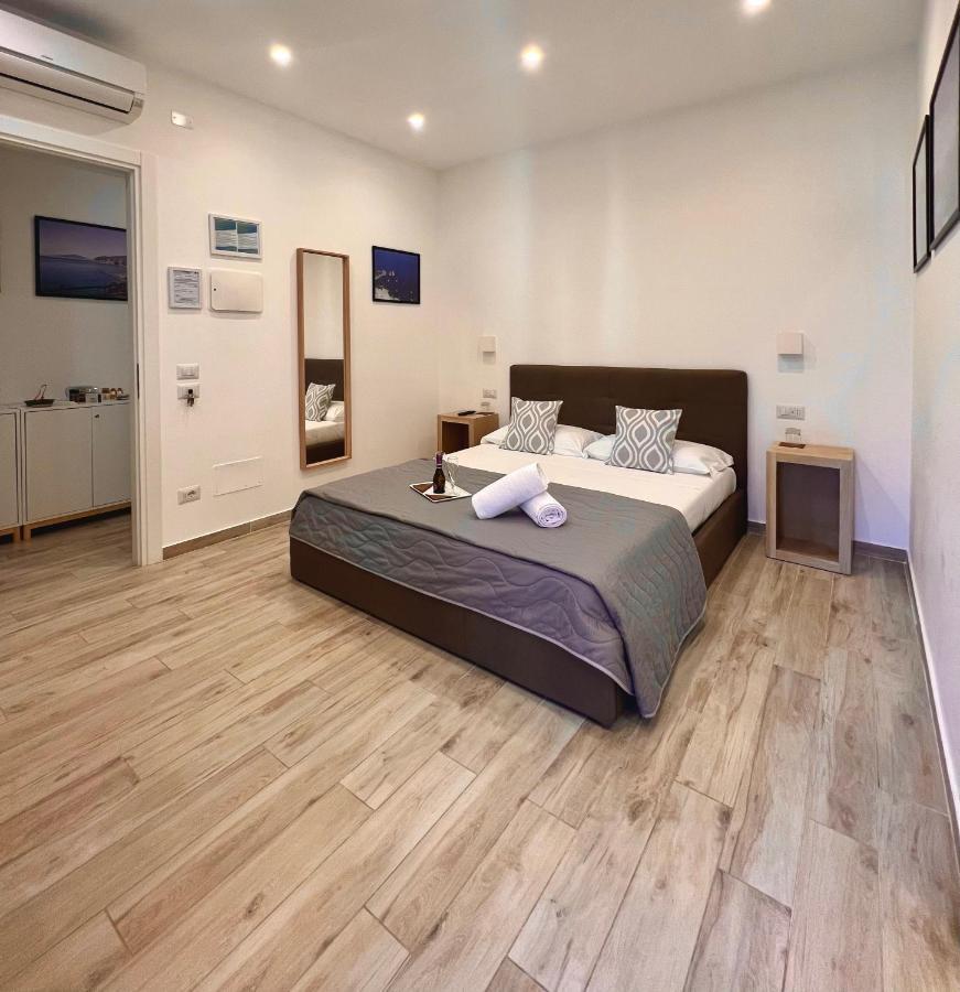 Double Room with Balcony,1325457910:JPEG