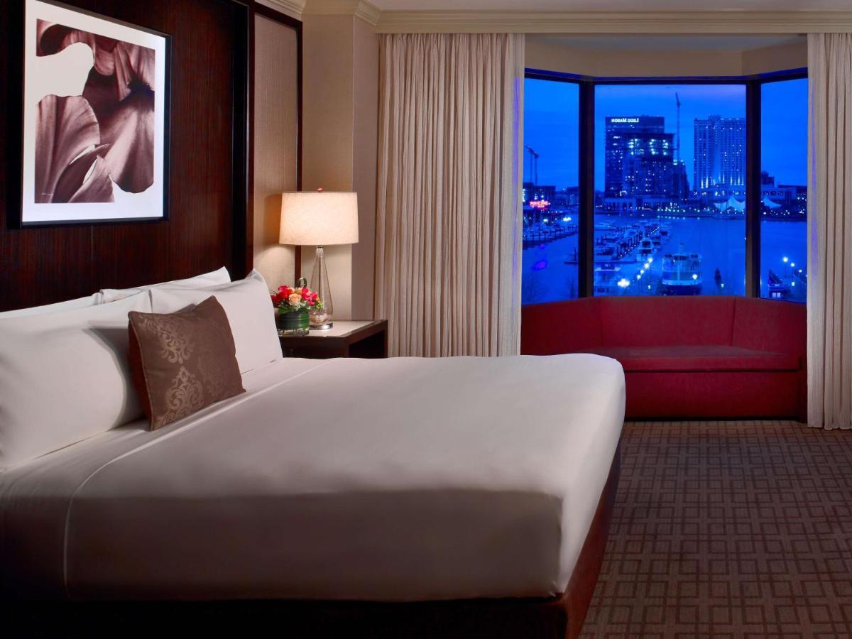 King Room with Harbor View,1531206049:JPEG