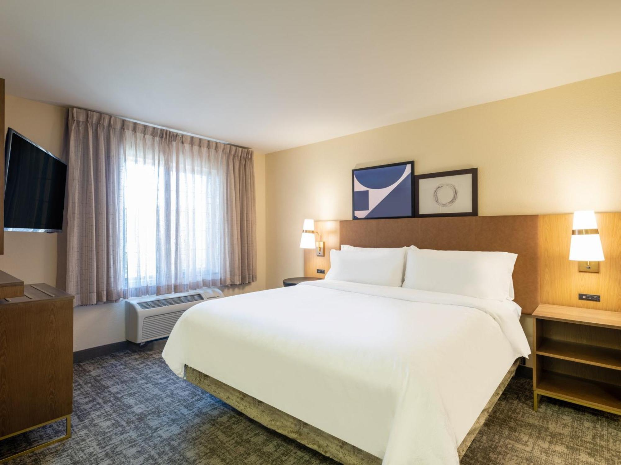 Two-Bedroom Suite,1334143892:JPEG