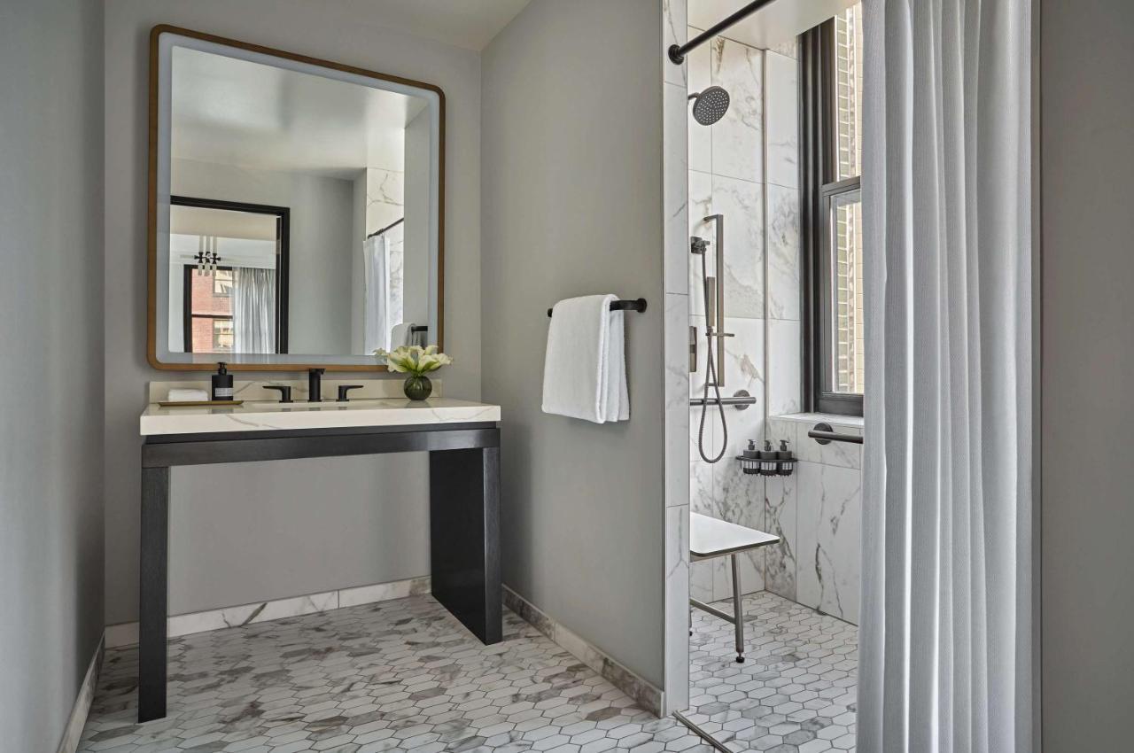 Accessible King Guest Room