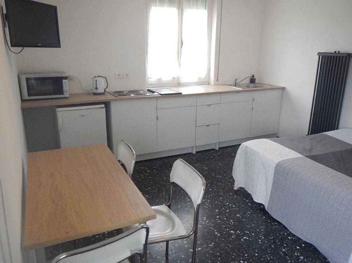 Studio with Terrace,1374149804:JPEG