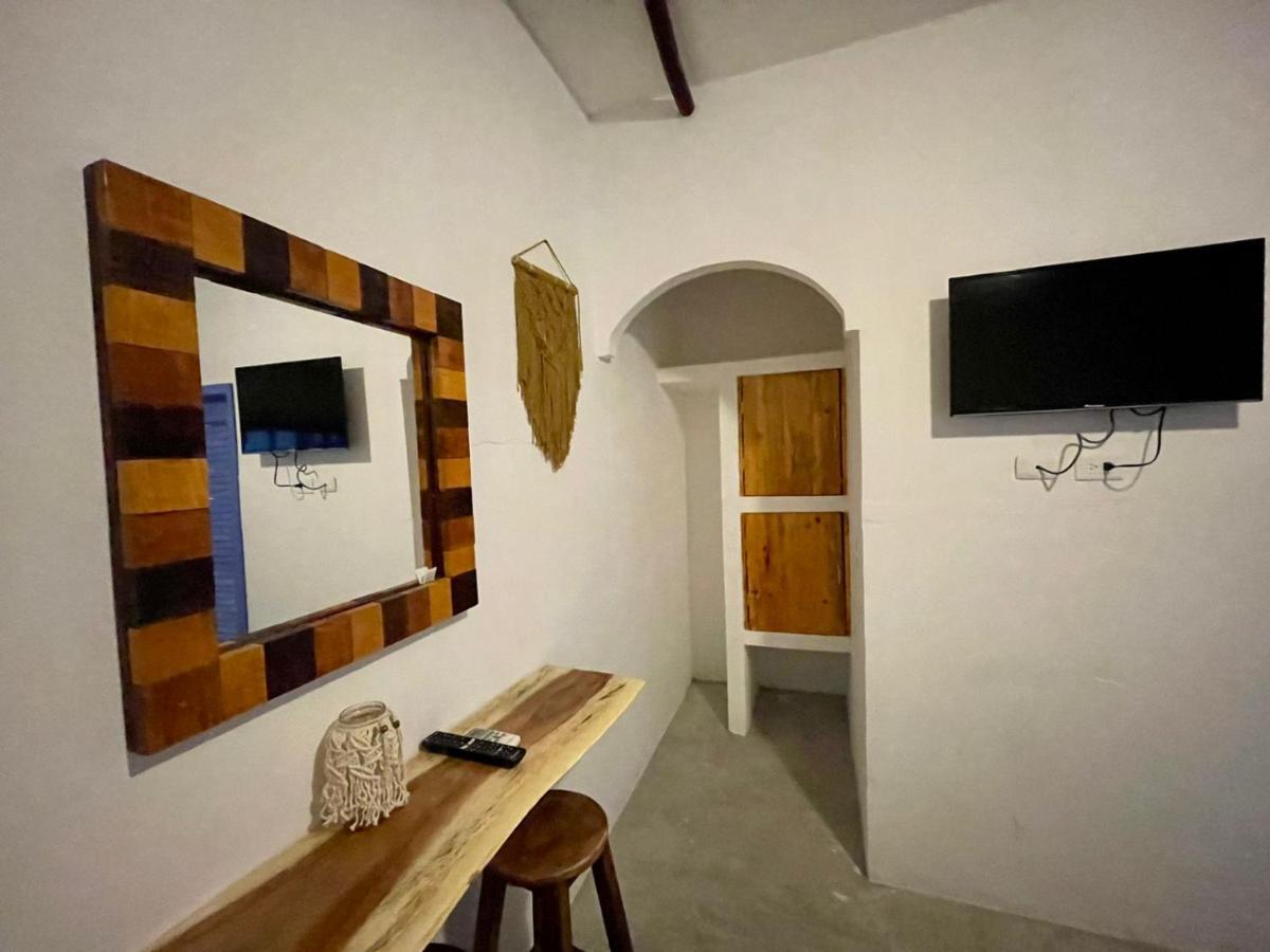 Deluxe Suite,1379101868:JPEG