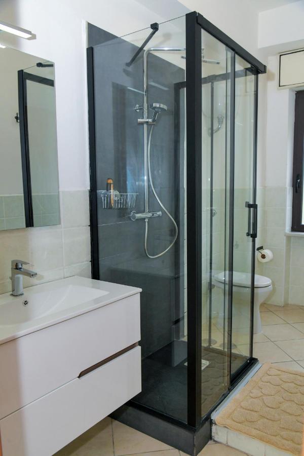 Double Room Private Bathroom