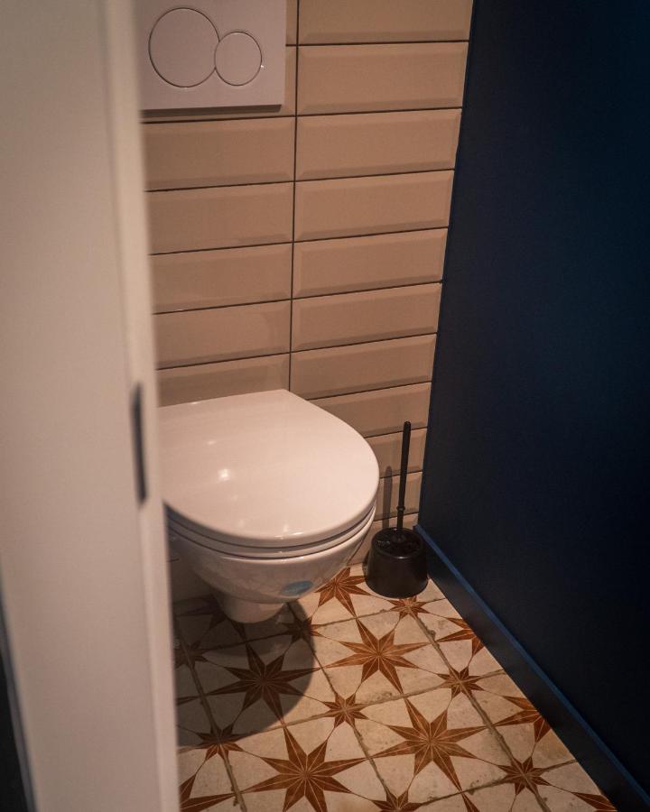 Double Room Private Bathroom