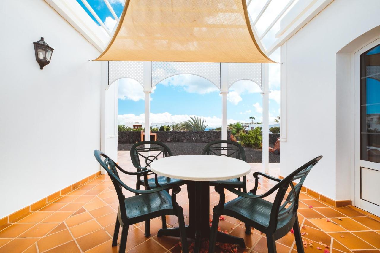 Two-Bedroom Apartment Sea View