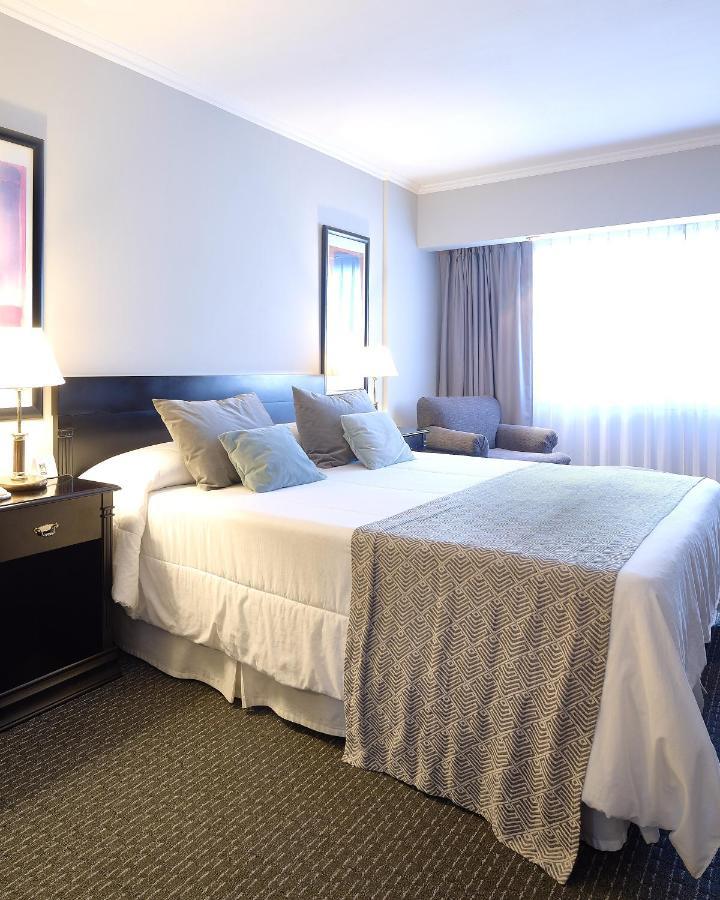 Queen Room,1317826099:JPEG