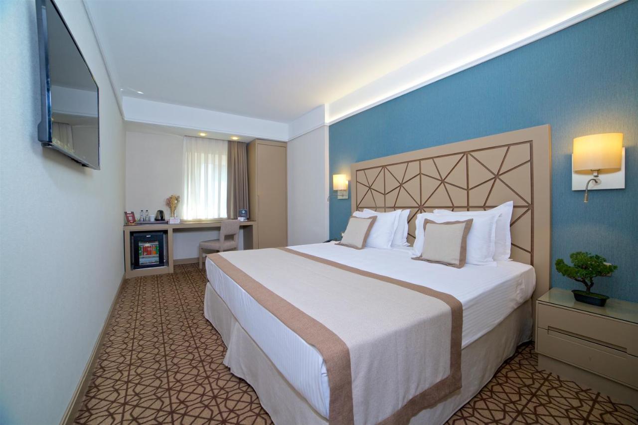 Standard King Room