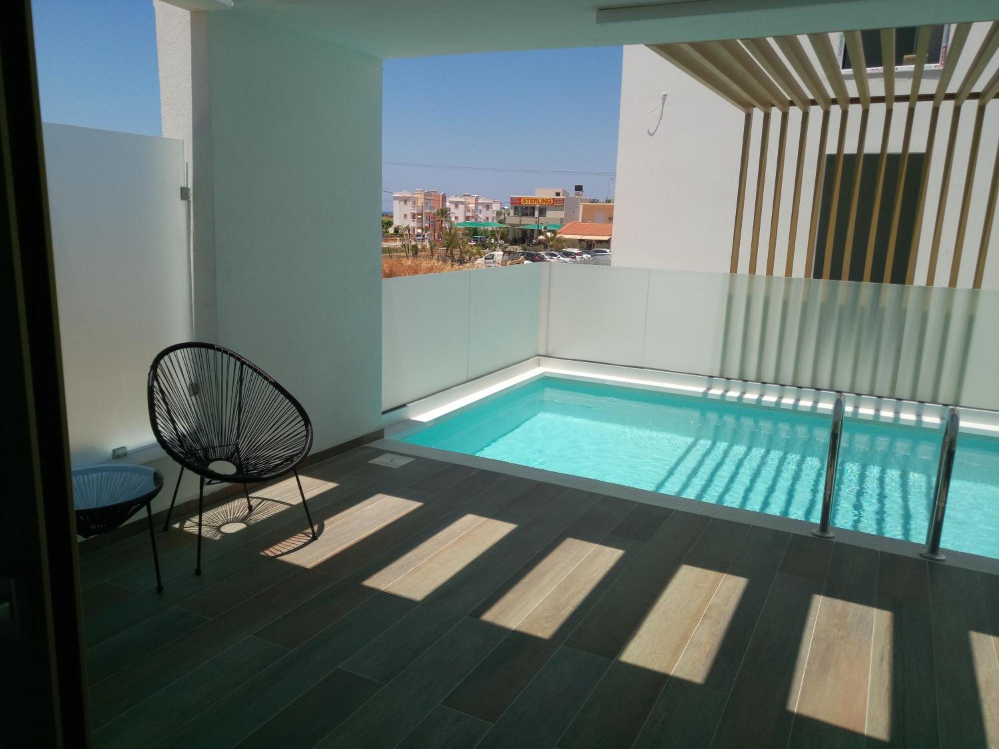 Superior Double Room with Private Pool,1432165624:JPEG