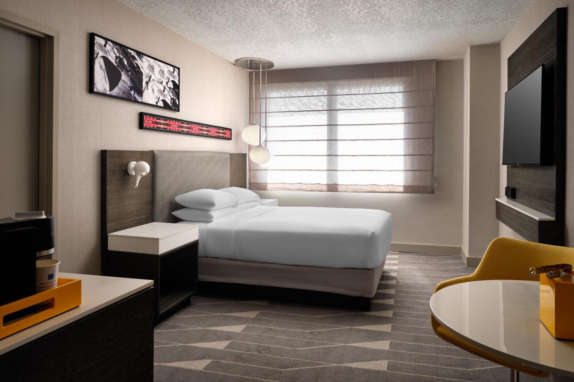 Queen Room City View High Floor