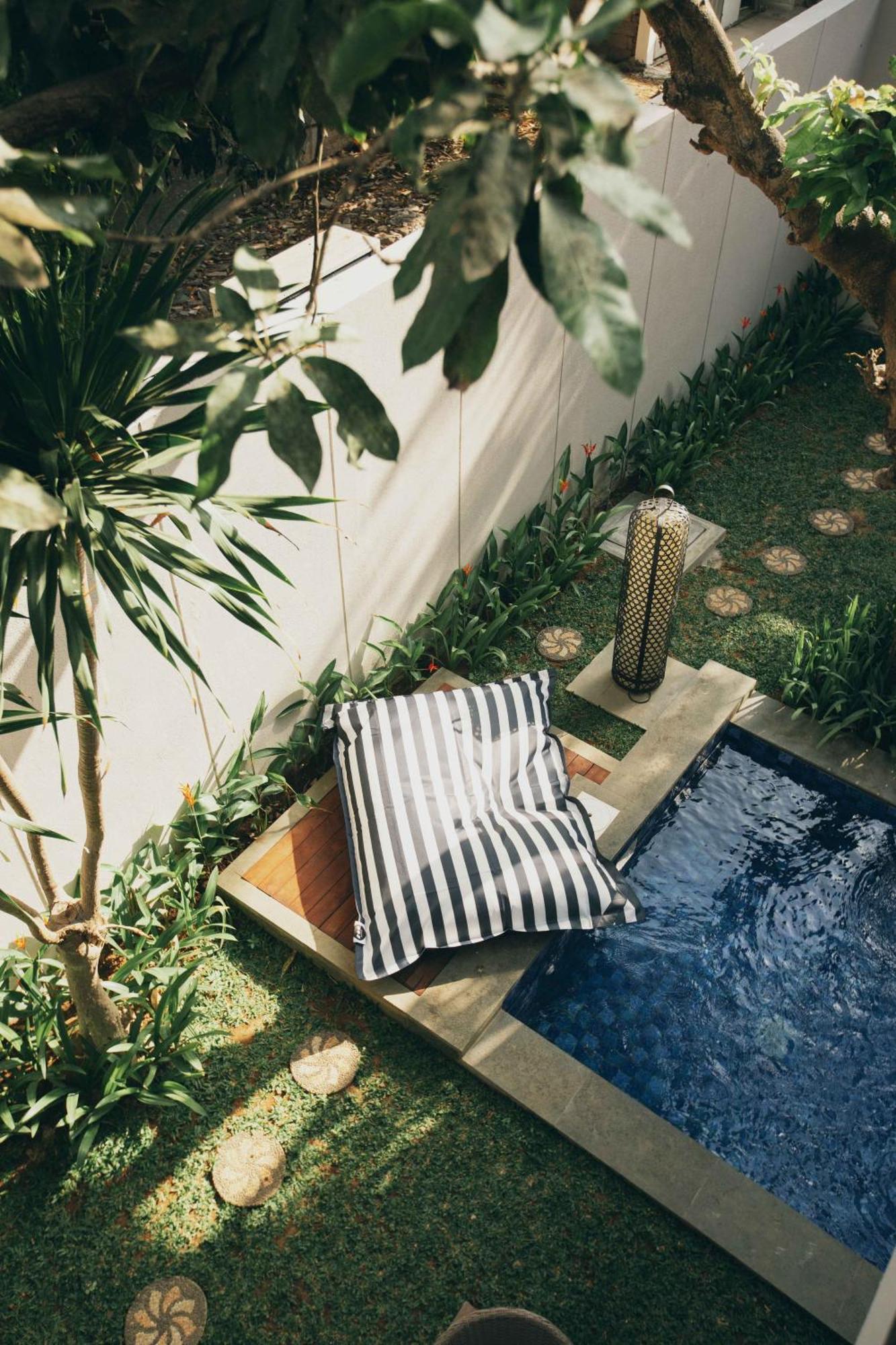 Junior Suite Pool View
