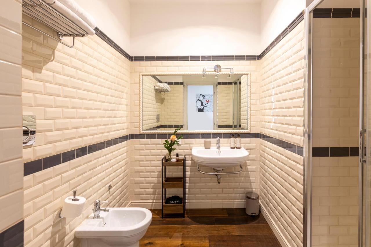 Double Room,1477798393:JPEG