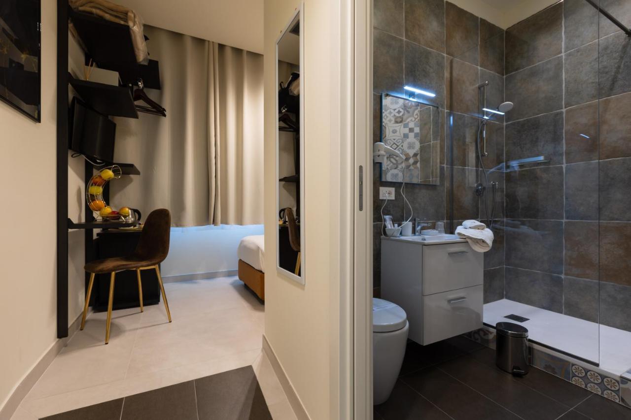 Single Room Bathroom