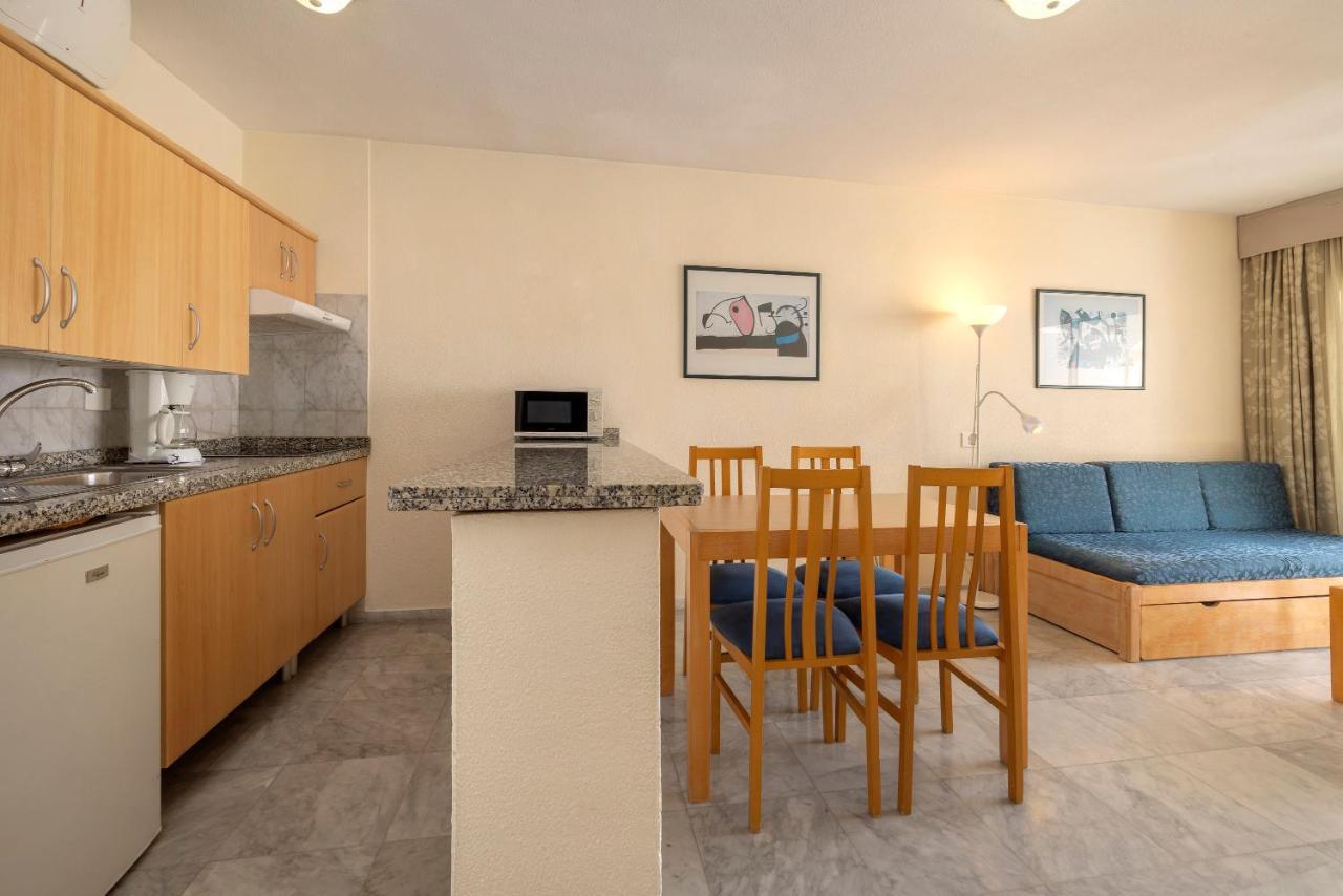 One-Bedroom Apartment,1498565593:JPEG