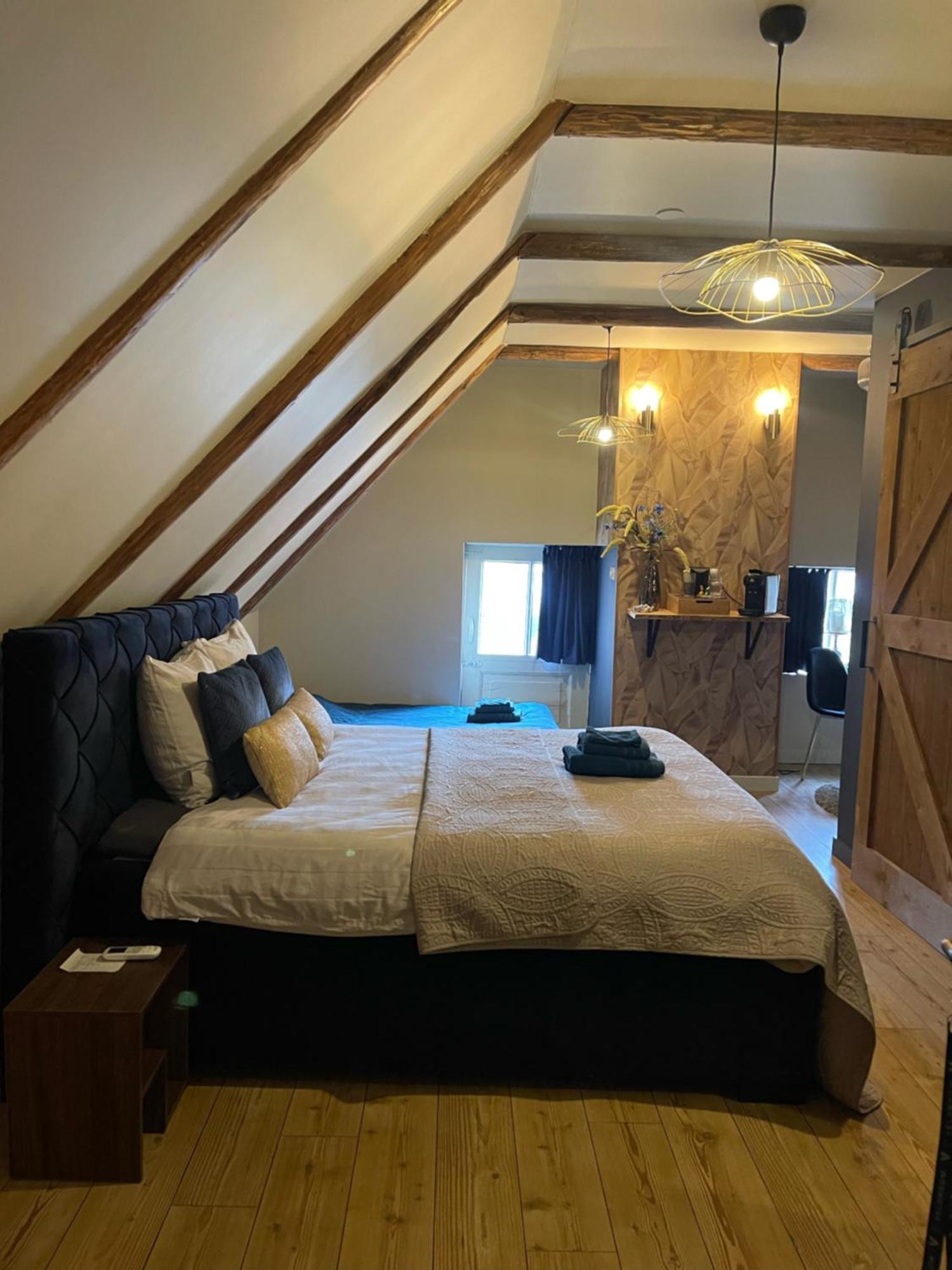 Deluxe Triple Room,1505429071:JPEG