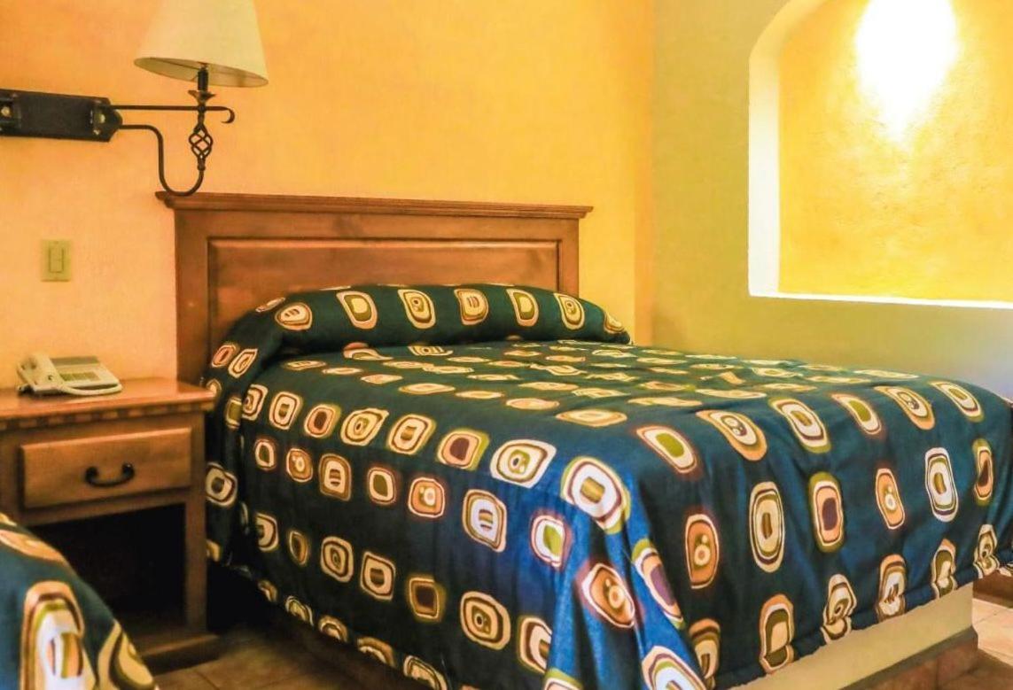 Deluxe Suite,1525425172:JPEG