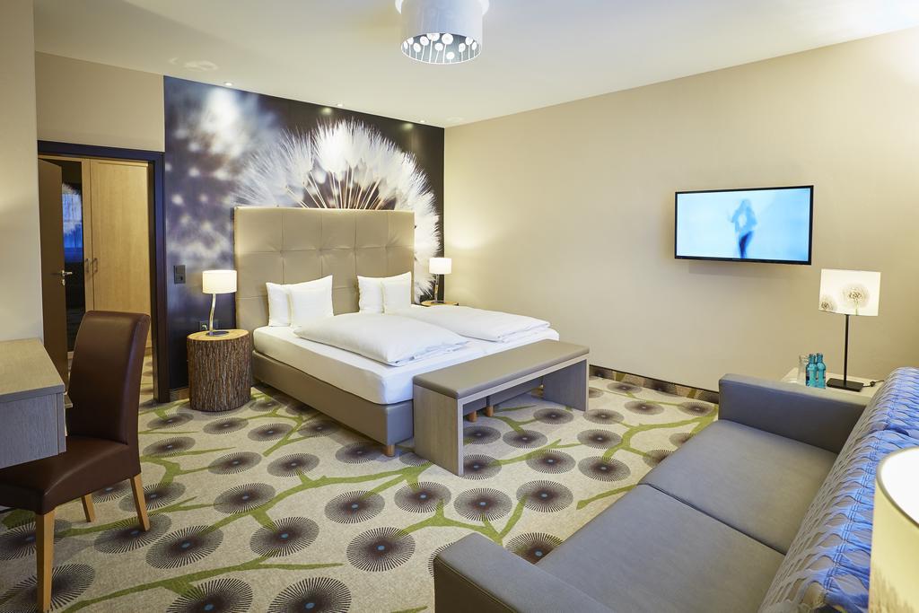Large Double Room