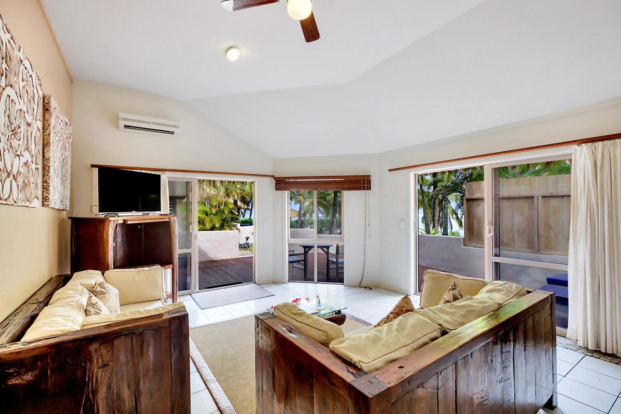One Bedroom Beachfront Villa