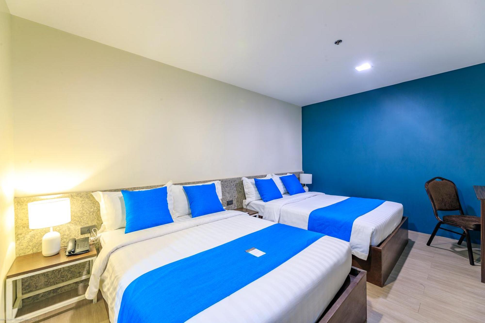 Standard Double Room Two Double Beds