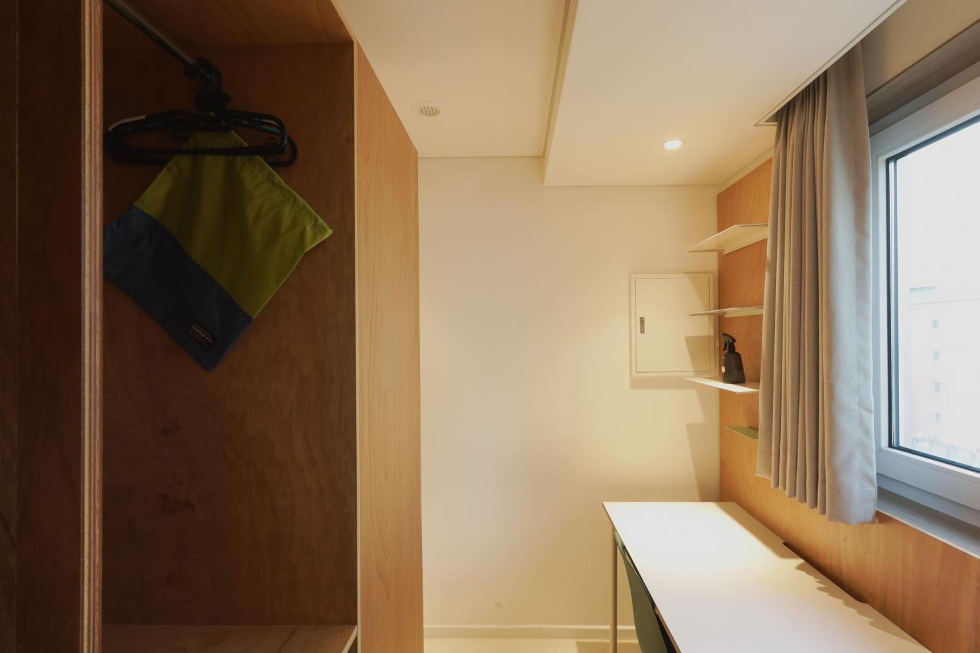 Twin Bunk Room