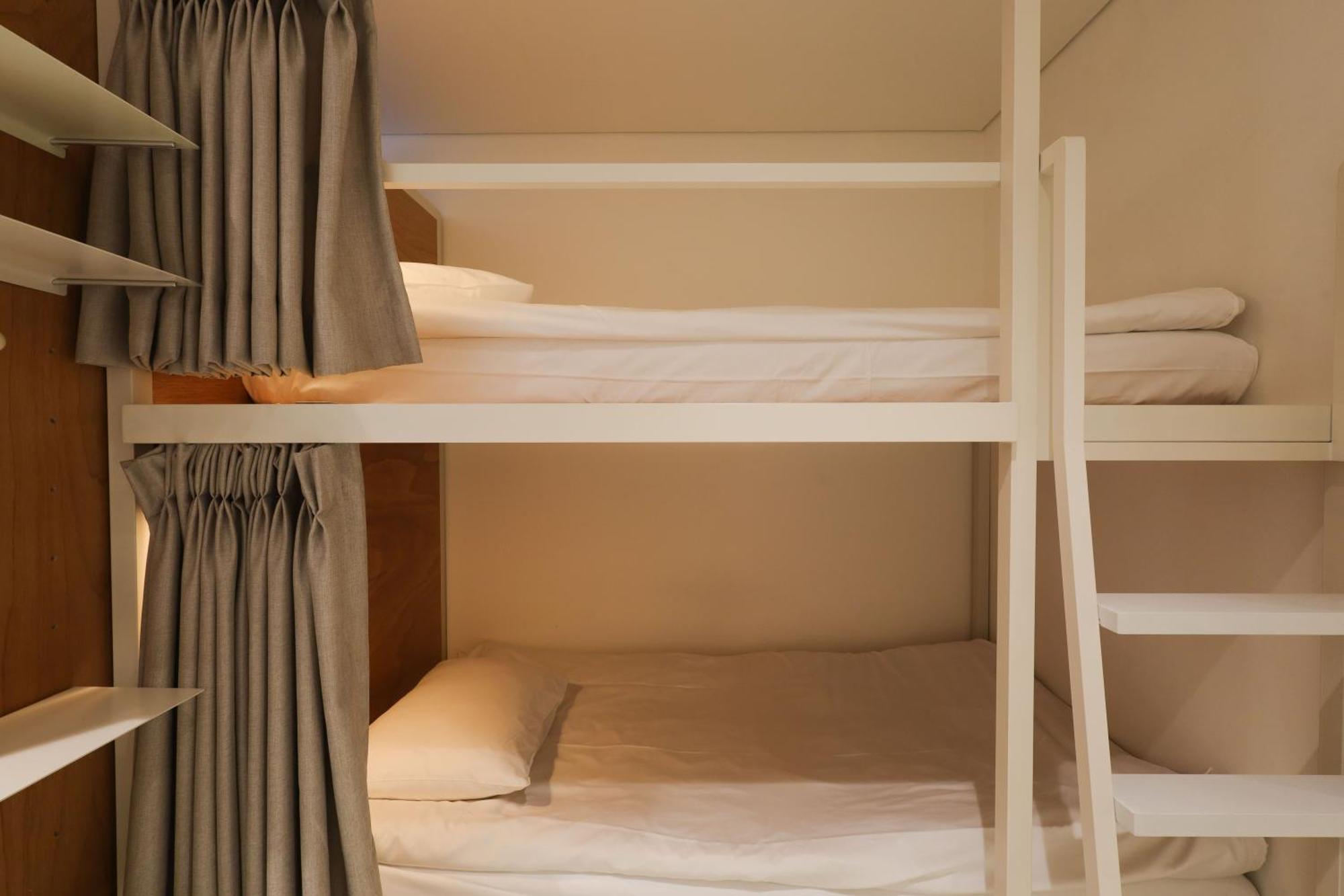 Twin Bunk Room