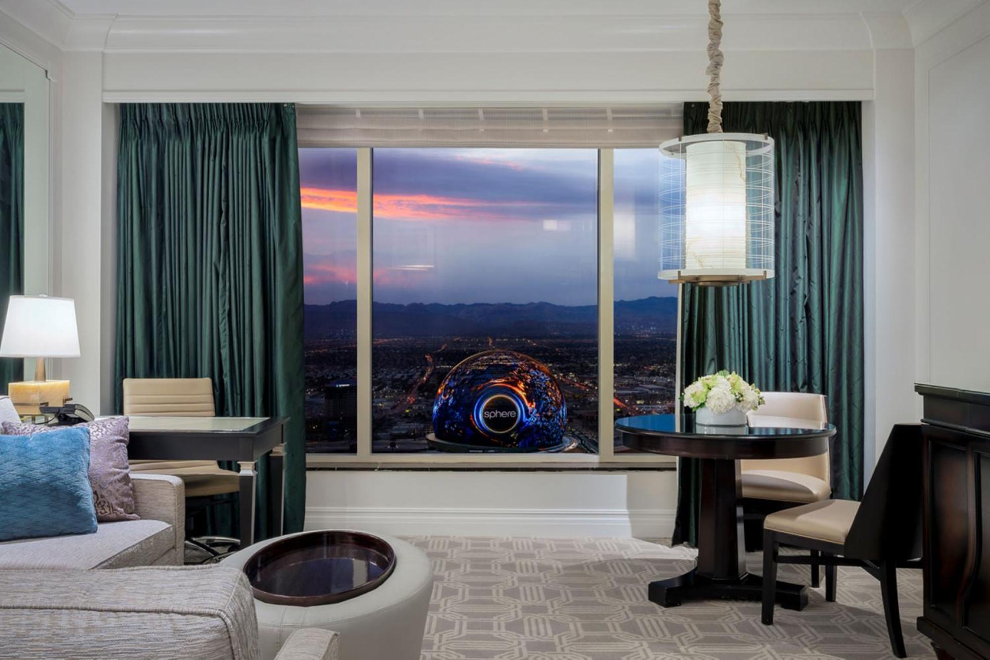 Palazzo Luxury King Suite Sphere View