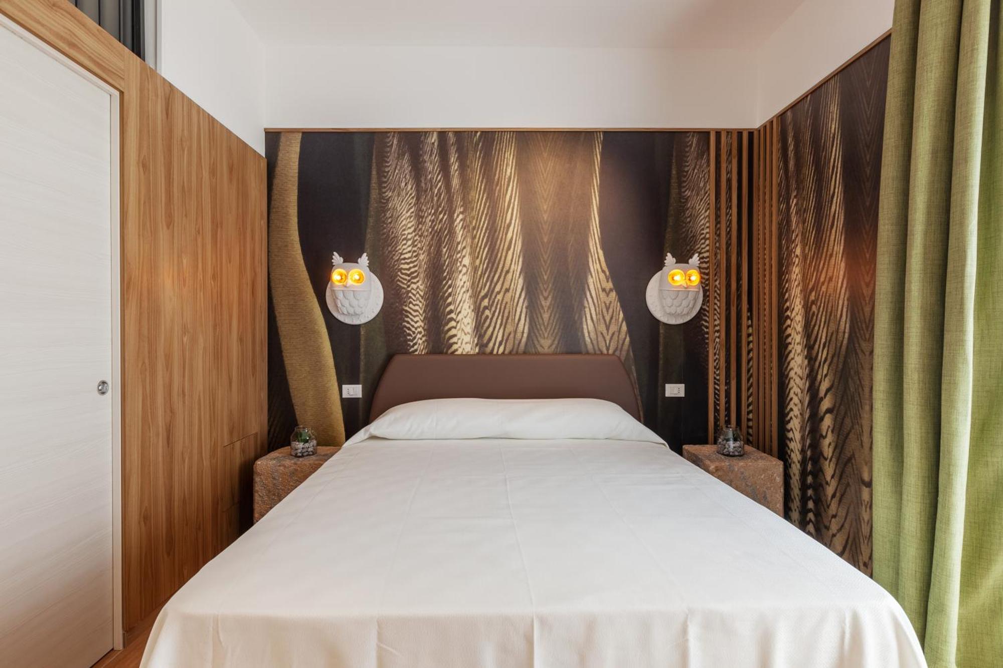 Double Room Mountain View