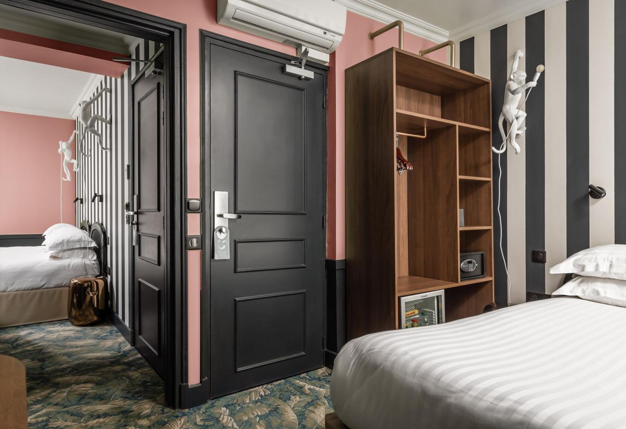 Deux Chambres Communicantes (3 Personnes)