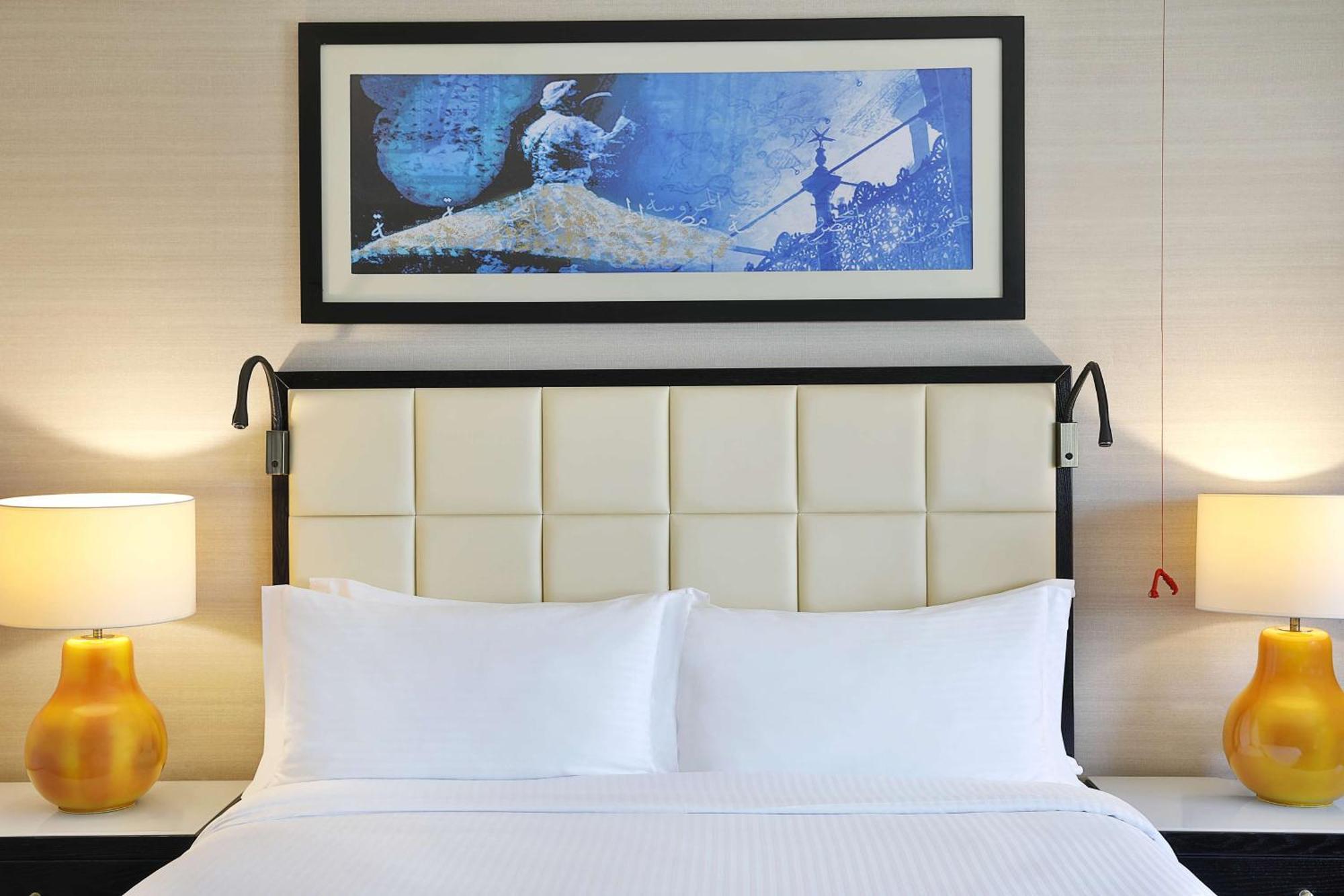 Chambre Lit King-Size - Accessible aux Personnes à Mobilité Réduite