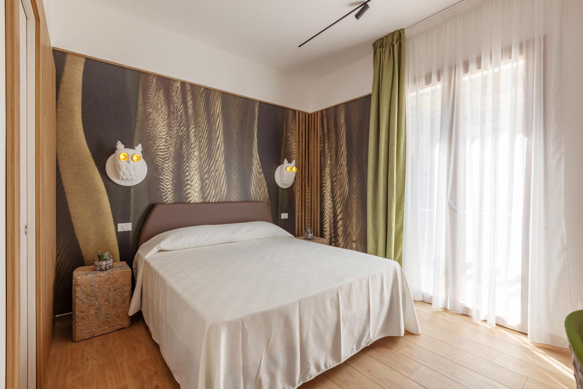 Double Room Mountain View