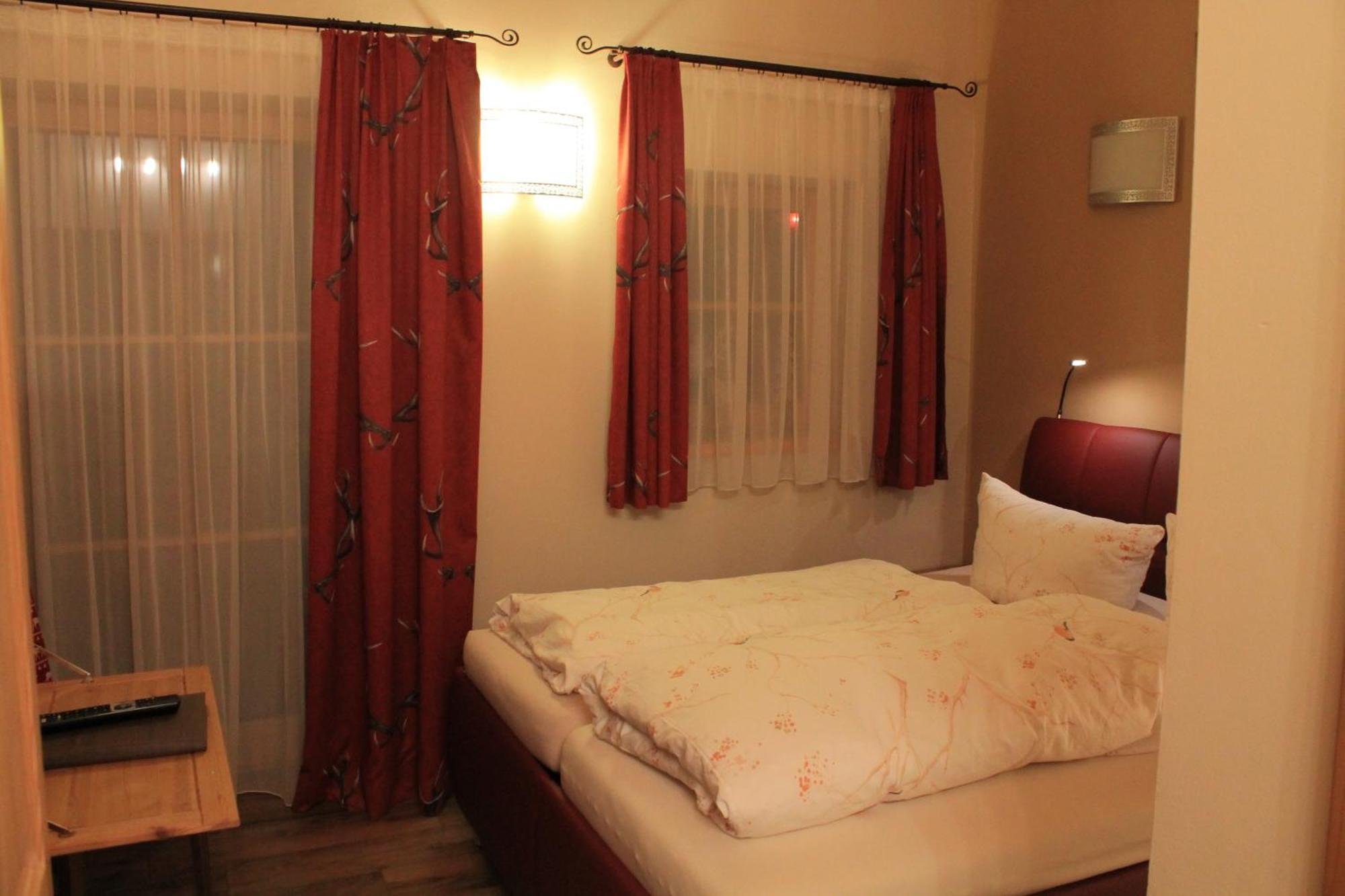 Standard Double Room,1550085418:JPEG