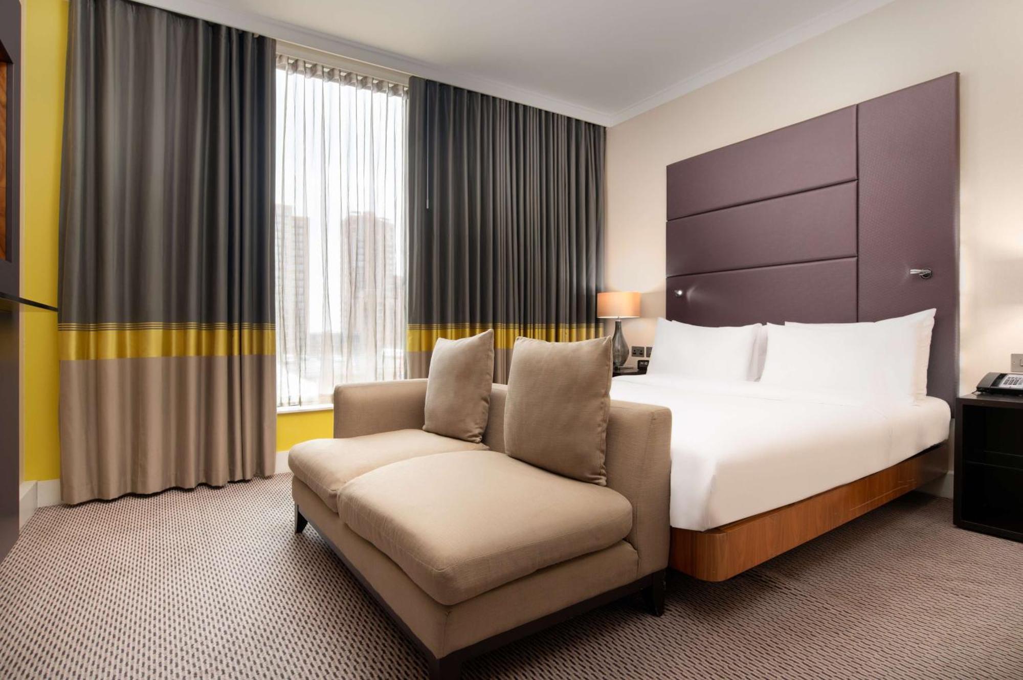 One-Bedroom King Suite,1550915857:JPEG