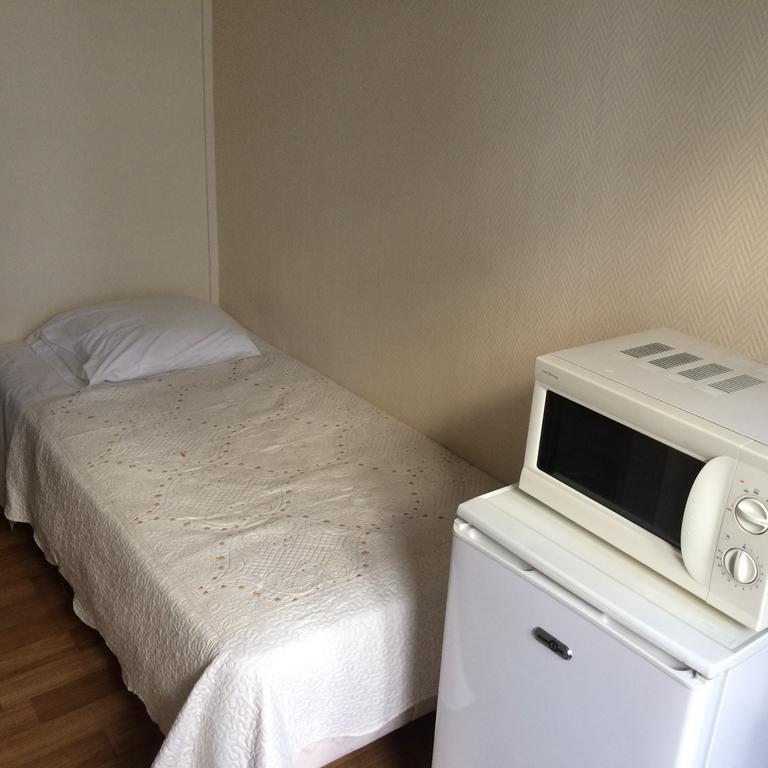Einzelzimmer mit Gemeinschaftsbad