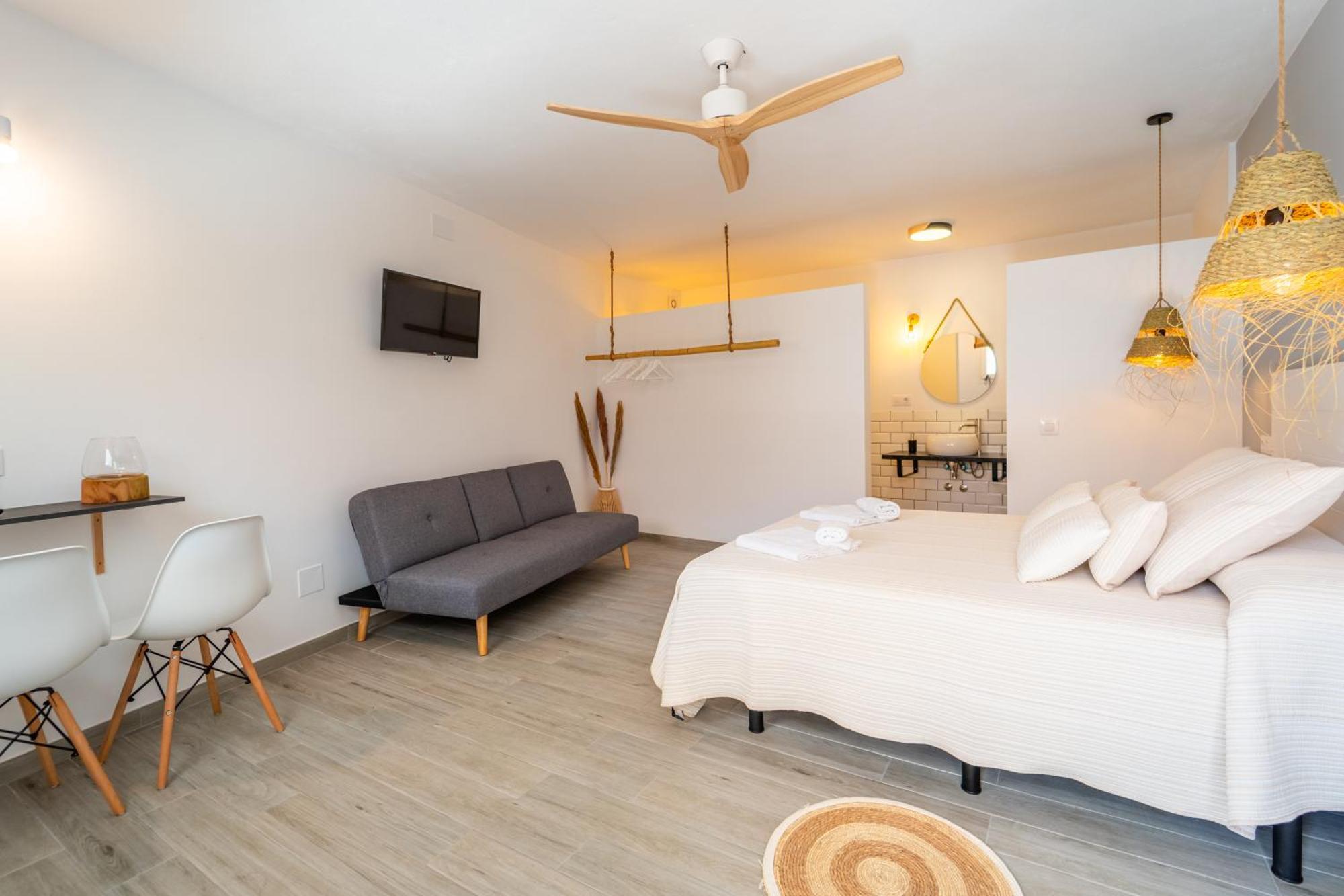Triple Room Terrace