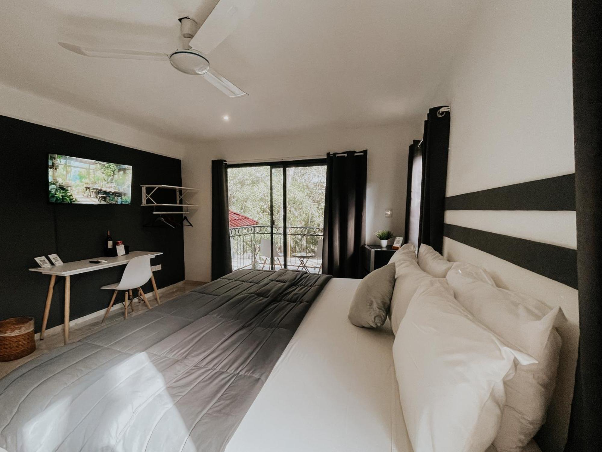 Deluxe Double Room Balcony