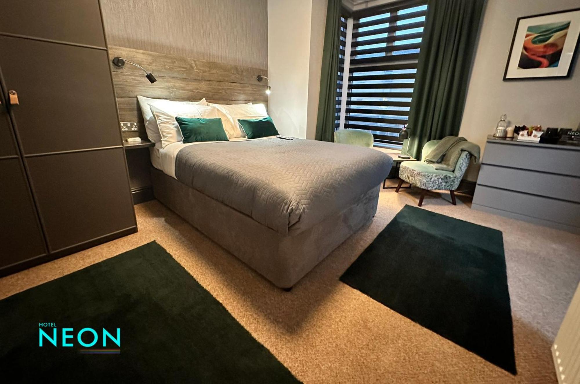 Large Double Room,1567875296:JPEG