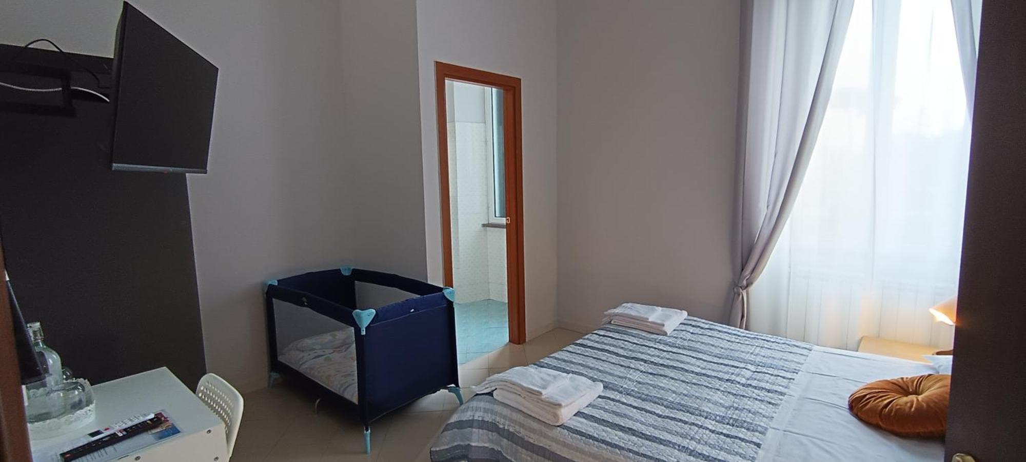 Double Room with Private Bathroom,1623803774:JPEG