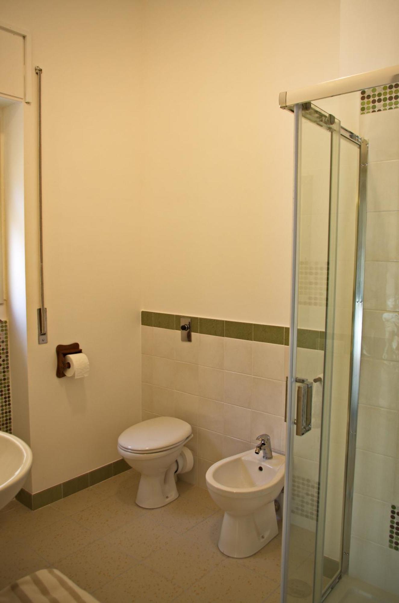 Double Room Private Bathroom
