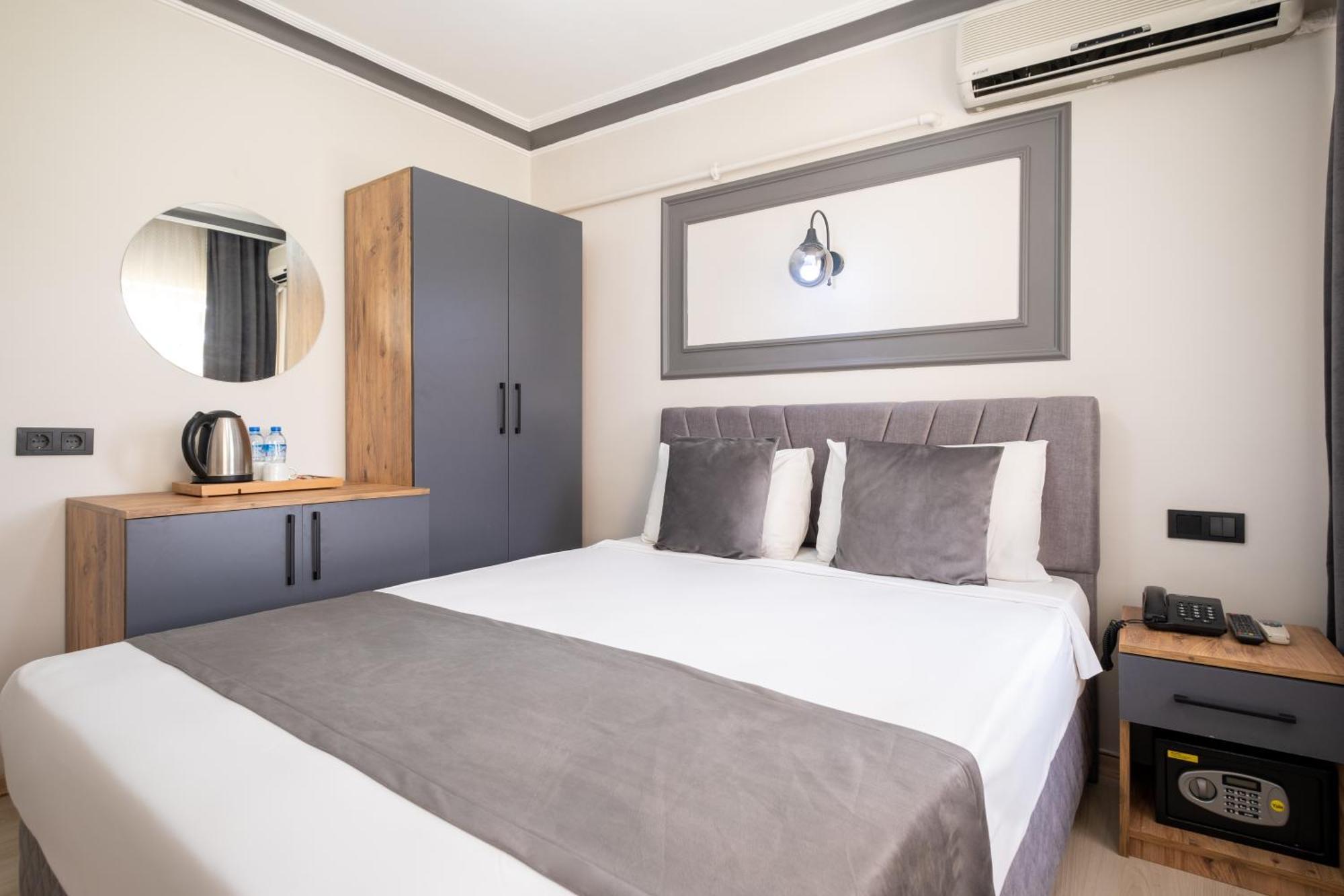 Economy Double Room