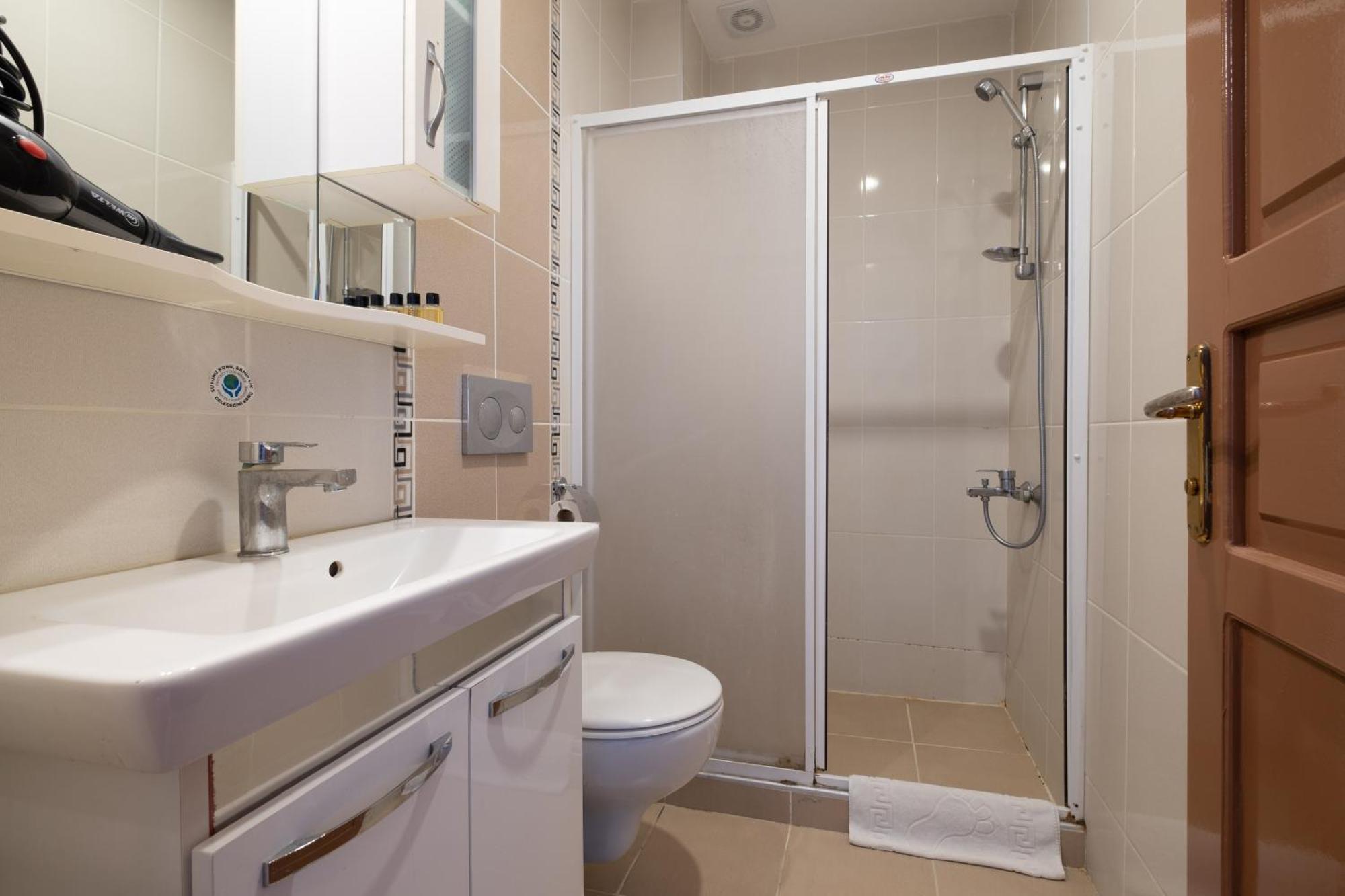 Economy Double Room