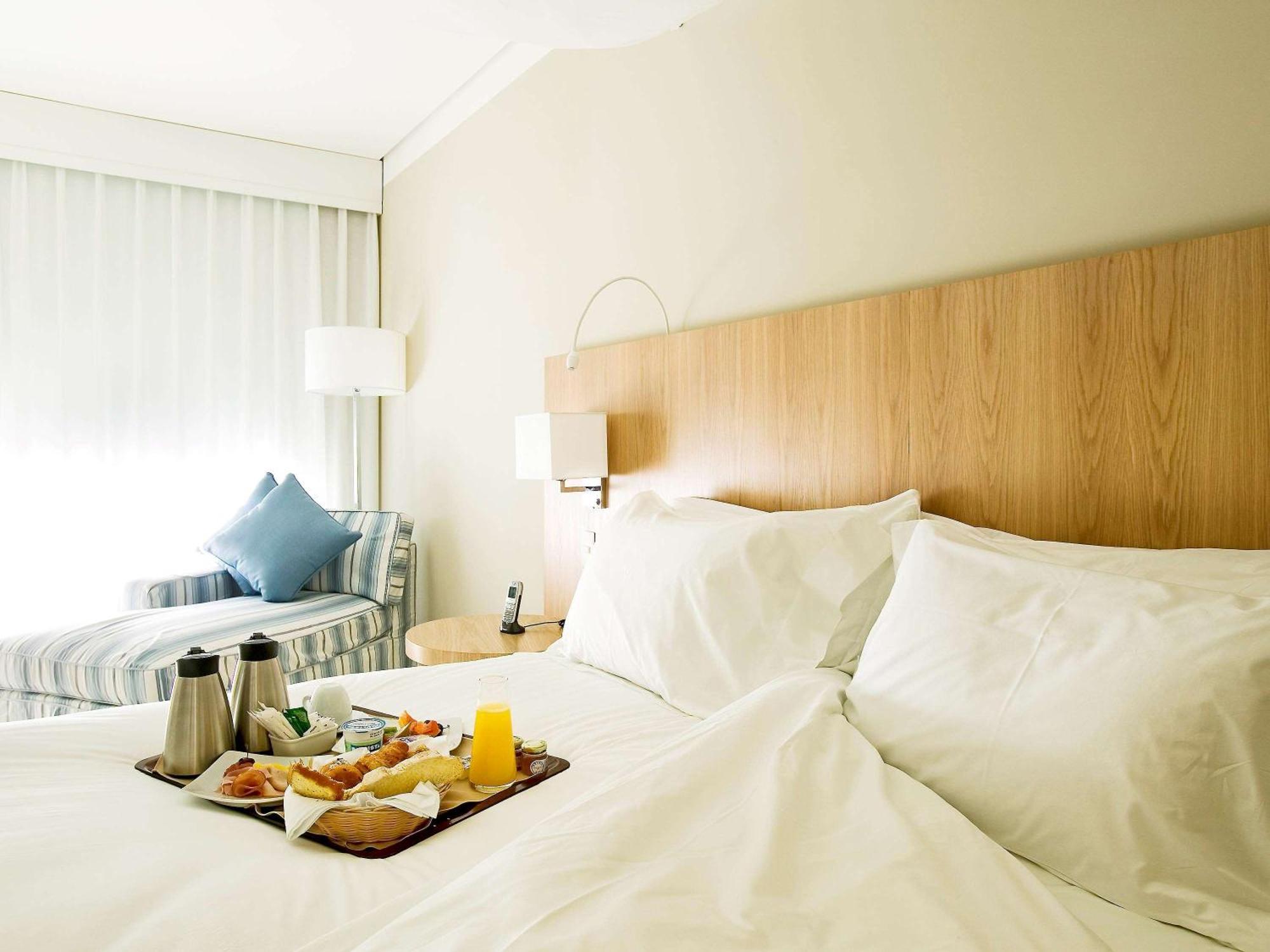 Superior Double Room with Balcony and Sea or Pool View,1722905740:JPEG