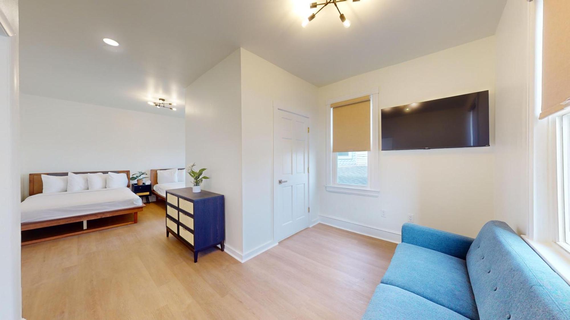 Queen Suite