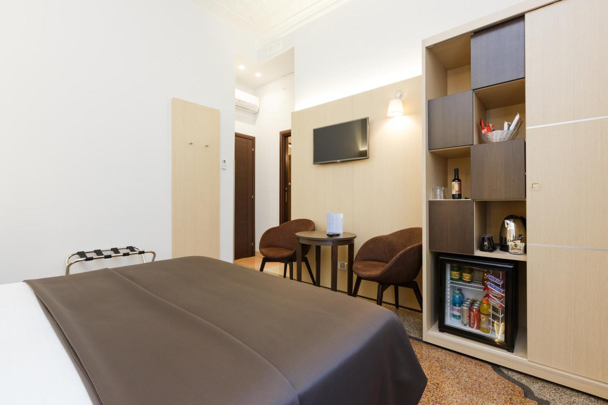 Deluxe Double or Twin Room Garden View
