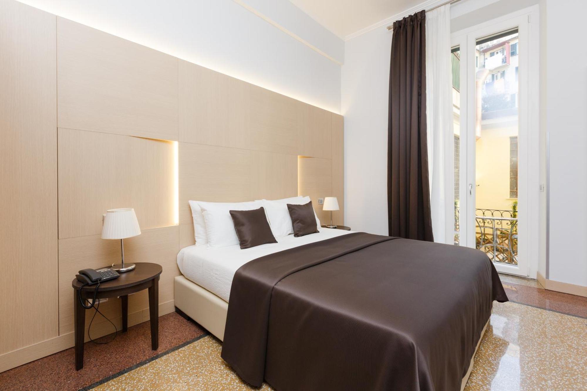 Deluxe Double or Twin Room Balcony