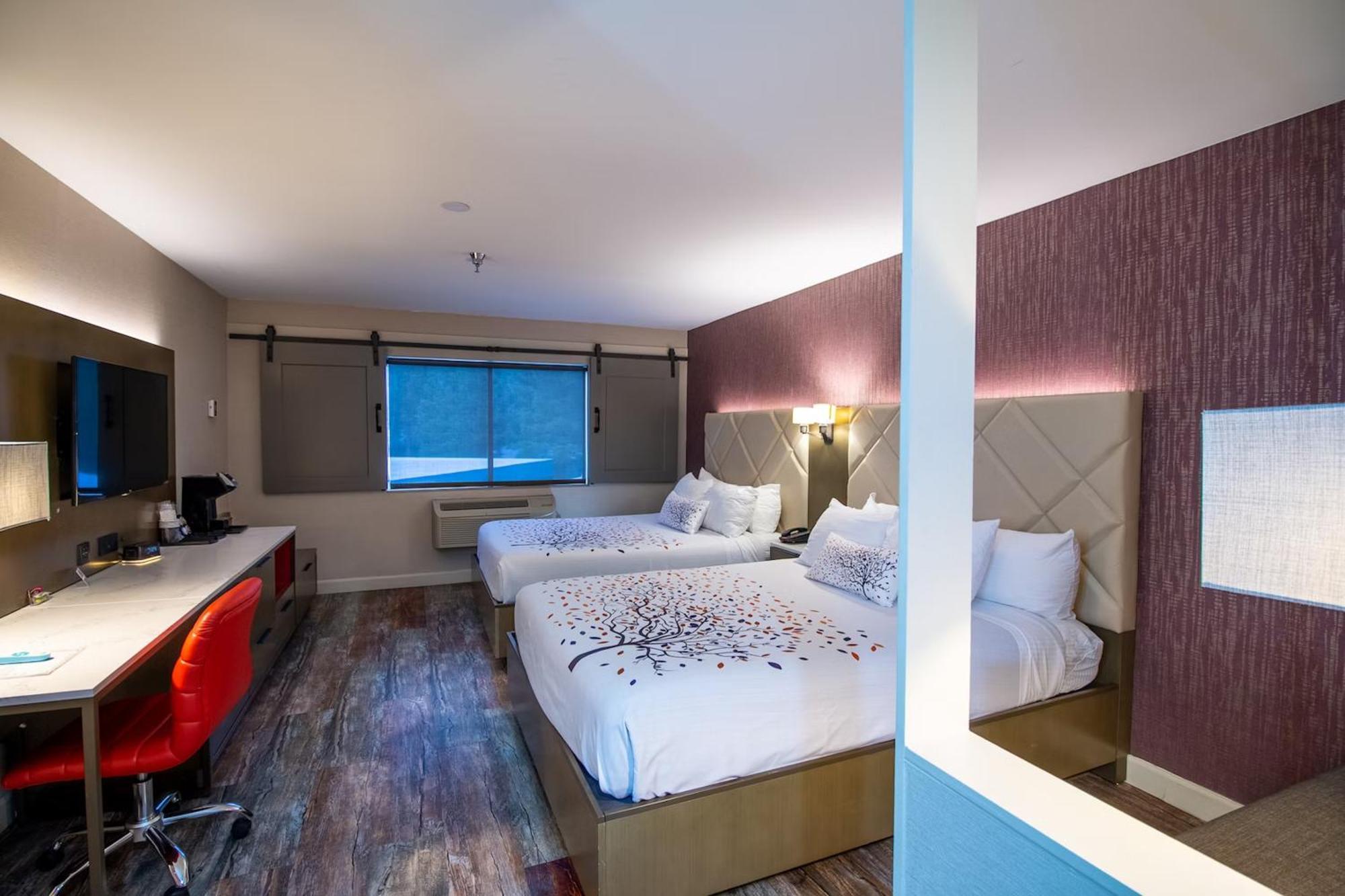 Queen Room with Two Queen Beds,1417991928:JPEG