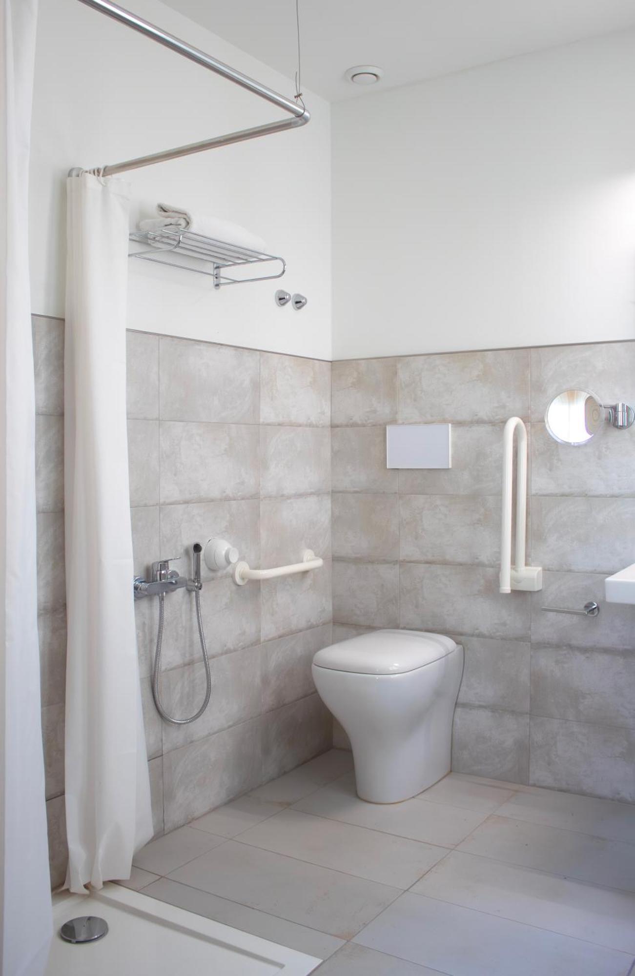 Economy Double or Twin Room