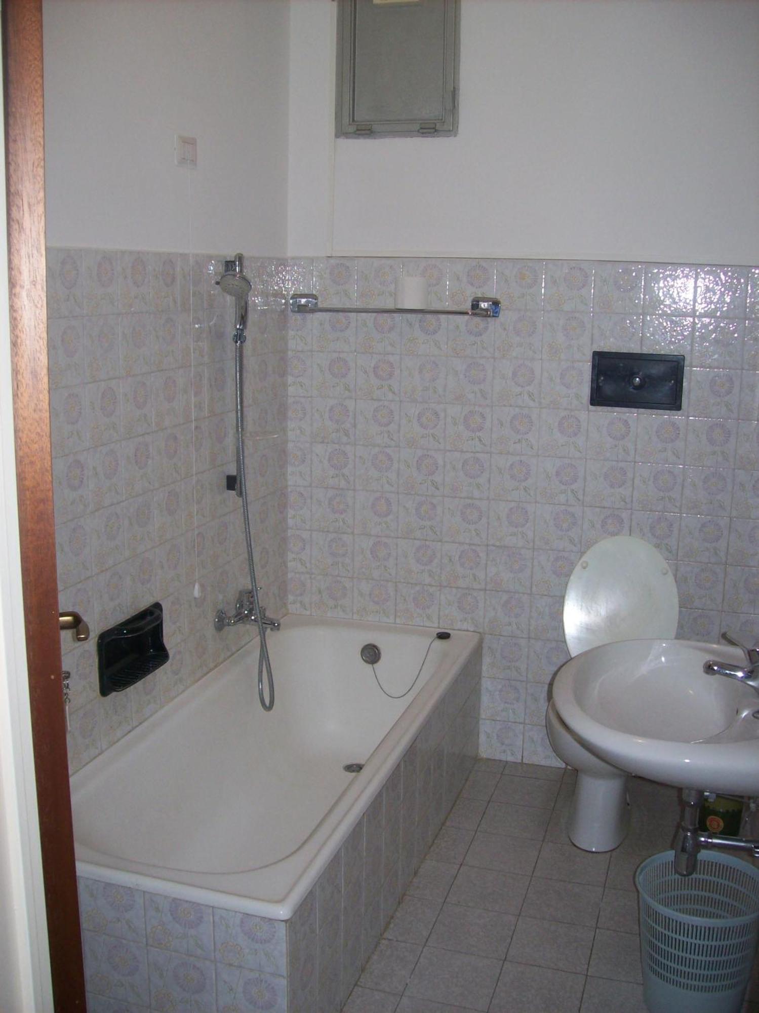 Standard Double or Twin Room Private External Bathroom
