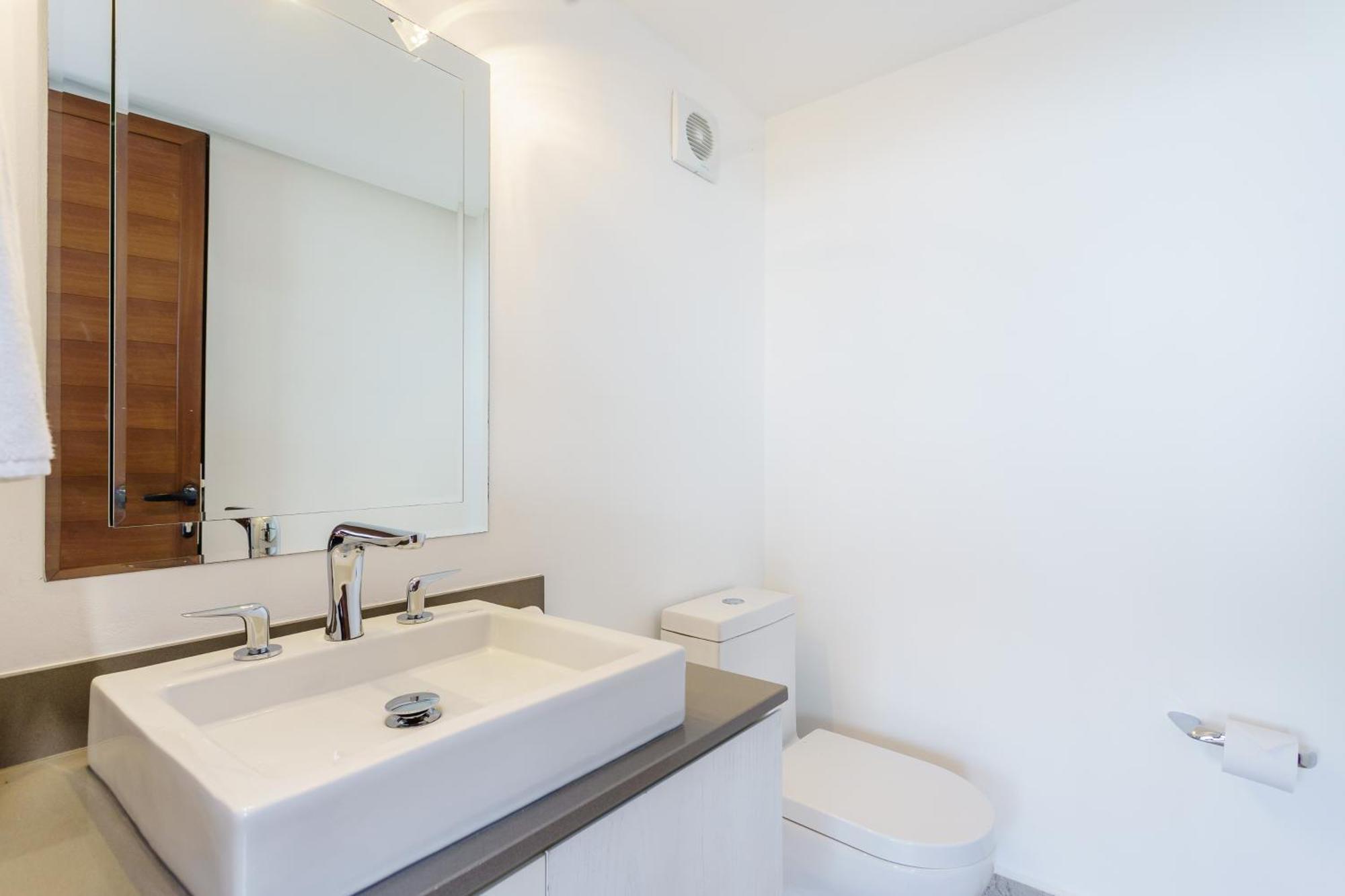 Penthouse Apartment,1590449302:JPEG