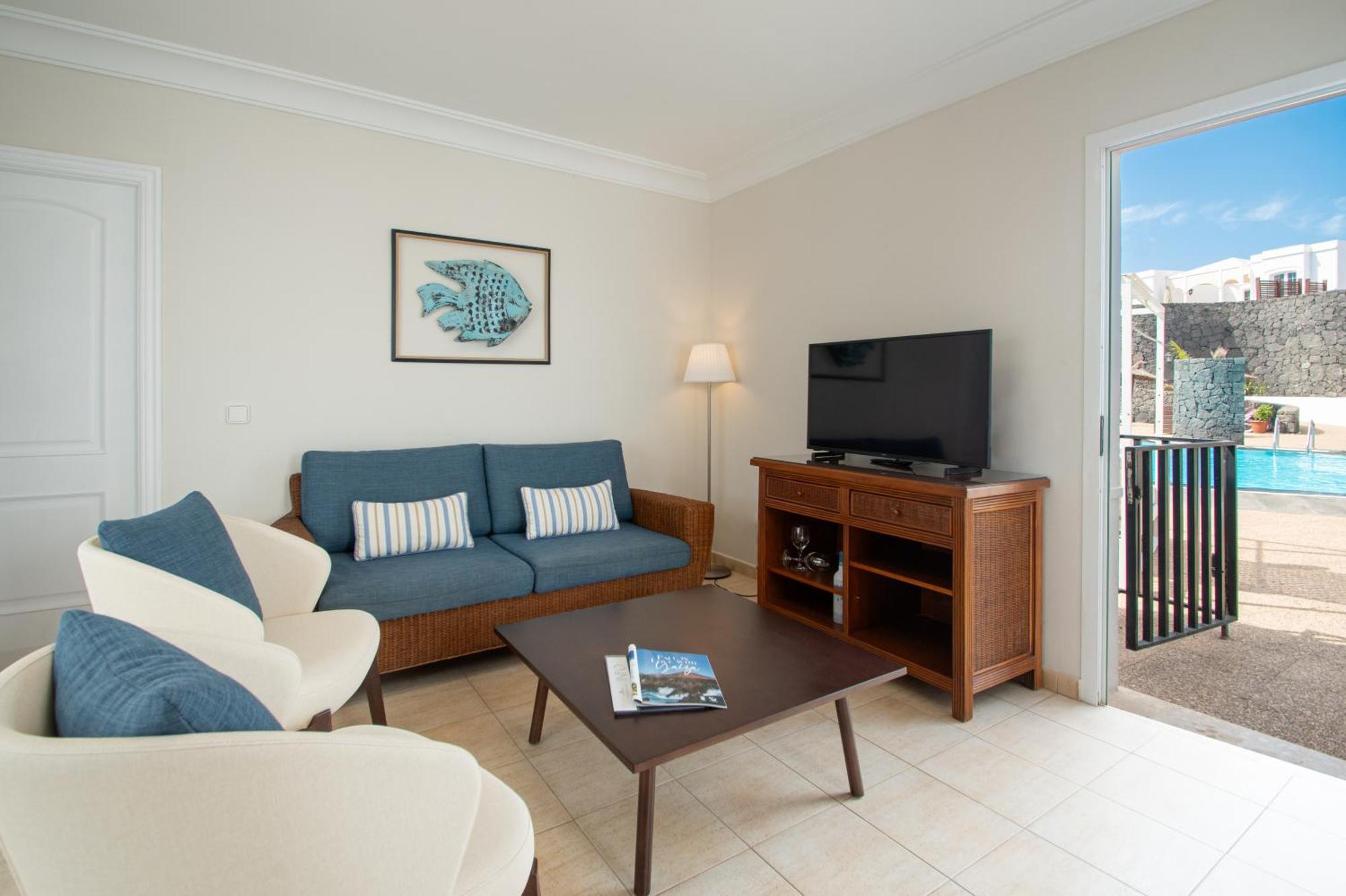 Two-Bedroom Apartment Bali Bed