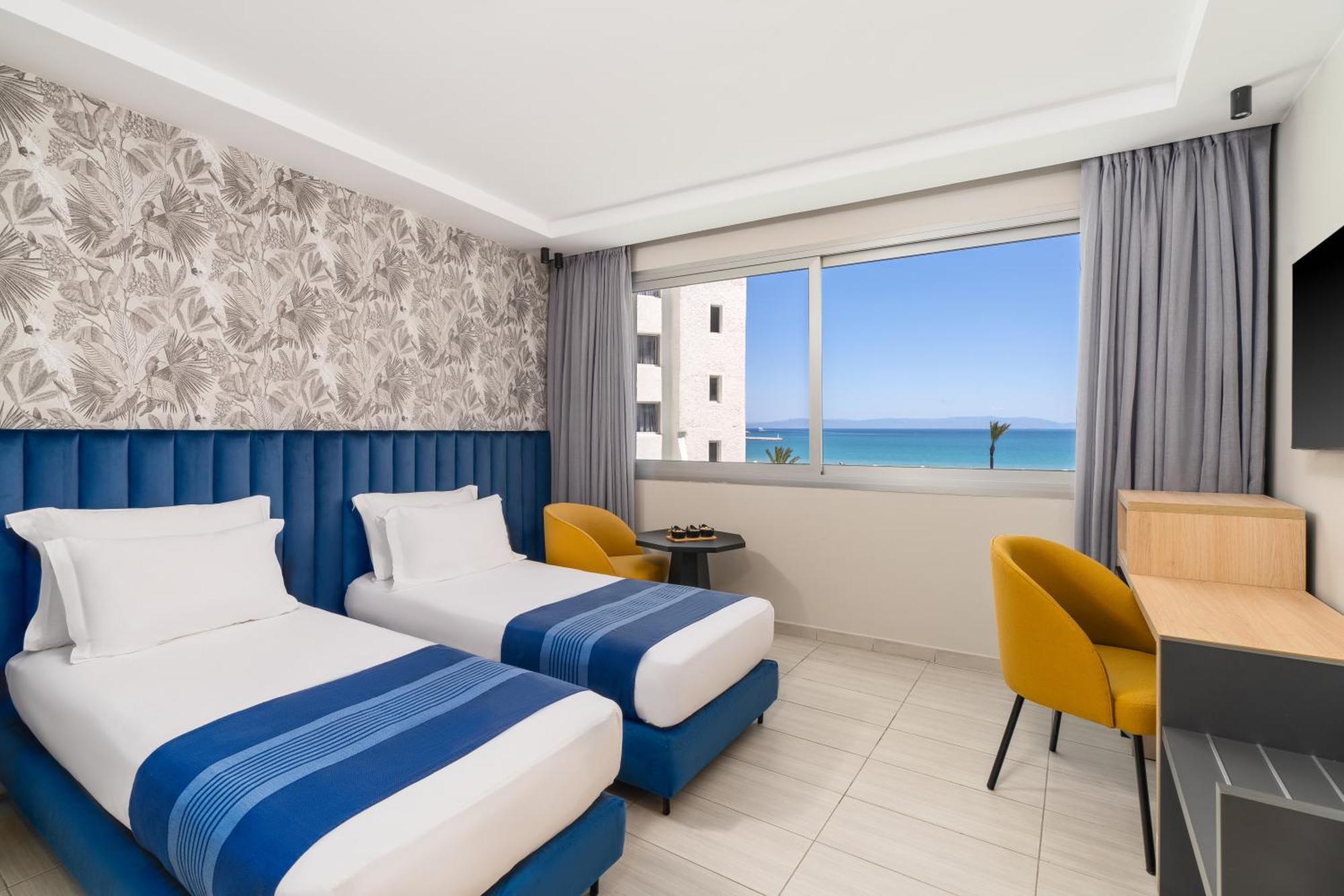 Superior Room, Twin Beds, Sea View,1592058276:JPEG